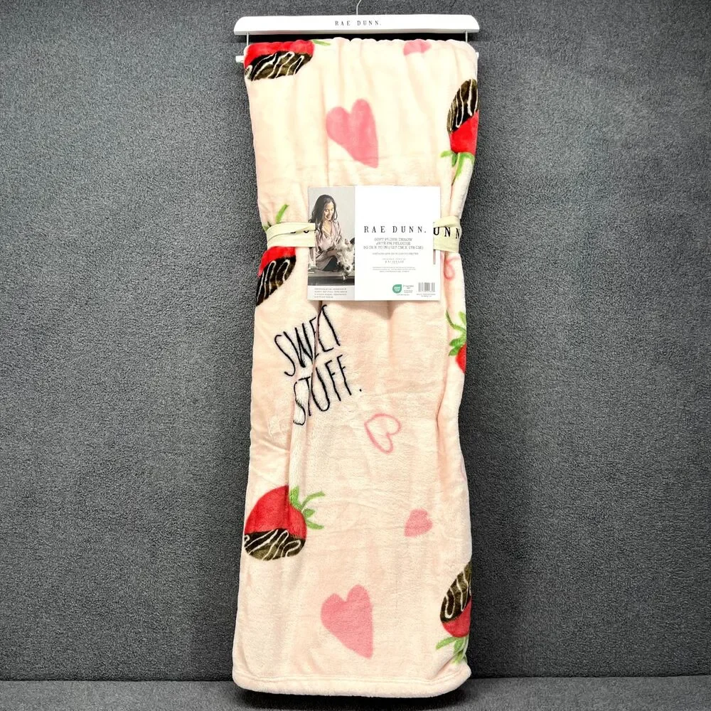 Rae‎ Dunn Sweet Stuff Chocolate Strawberry Blanket Soft Plush Throw 50x70 NWT